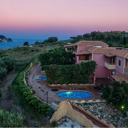 빌라 Athenea Villas, Private Pools & Gardens