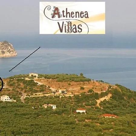 Athenea Villas, Private Pools & Gardens 빌라 Keri