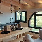 Athenea Villas, Private Pools & Gardens Villa *