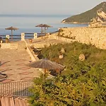 Villa Athenea Villas, Private Pools & Gardens Keri