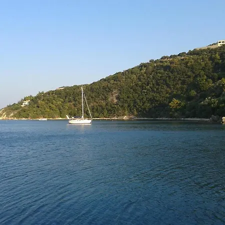 Athenea Villas, Private Pools & Gardens Keri