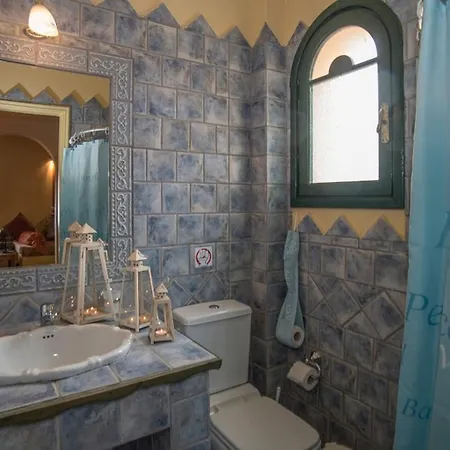 Вилла Athenea Villas, Private Pools & Gardens Керион