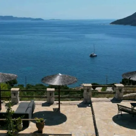 Athenea Villas, Private Pools & Gardens * קרי