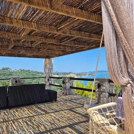 Athenea Villas, Private Pools & Gardens Keri