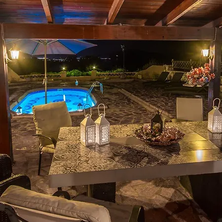 Вилла Athenea Villas, Private Pools & Gardens *