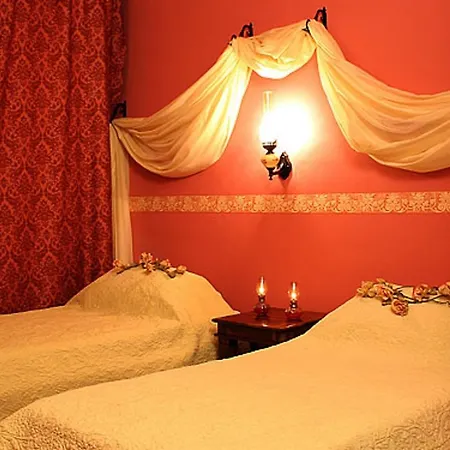 Athenea Villas, Private Pools & Gardens