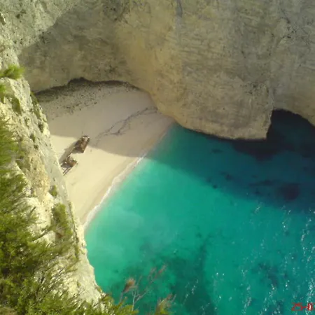 Athenea Villas, Private Pools & Gardens Керион