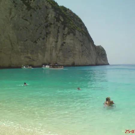 Athenea Villas, Private Pools & Gardens *