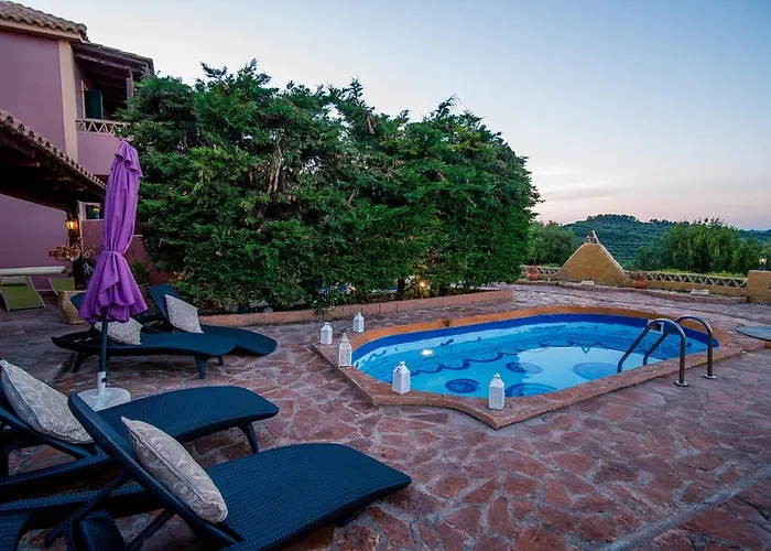 Vila Athenea Villas, Private Pools & Gardens *