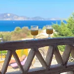 Athenea Villas, Private Pools & Gardens Villa *
