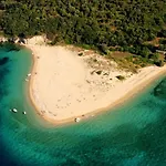 Athenea Villas, Private Pools & Gardens *
