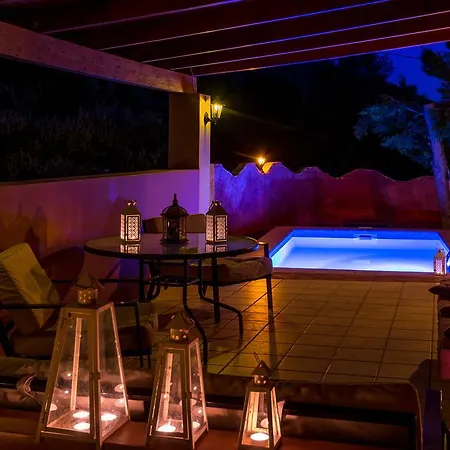 Villa Athenea Villas, Private Pools & Gardens Keri