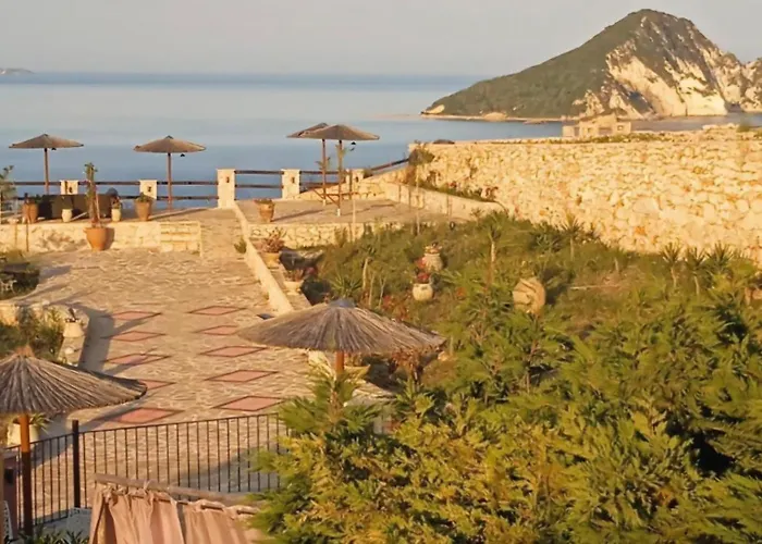 빌라 Athenea Villas, Private Pools & Gardens Keri