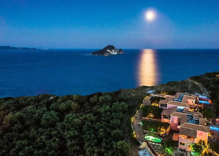 Athenea Villas, Private Pools & Gardens 빌라